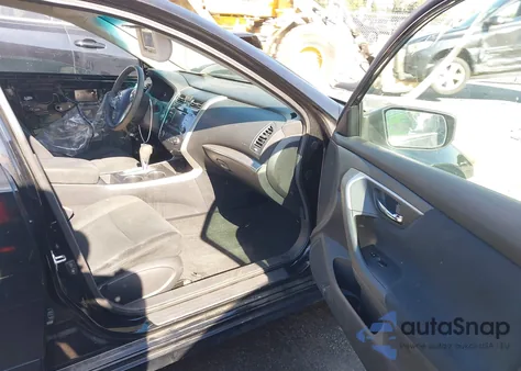 2015 Nissan Altima 2.5/2.5 S/2.5 Sl/2.5 Sv from USA, damaged, VIN 1N4AL3AP9FN375489